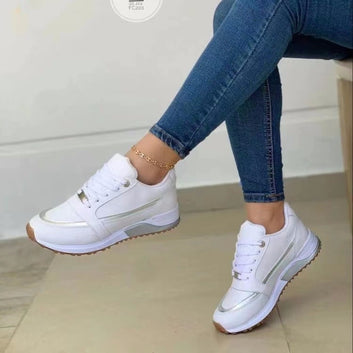 Lace-up Flat Walking Sneakers